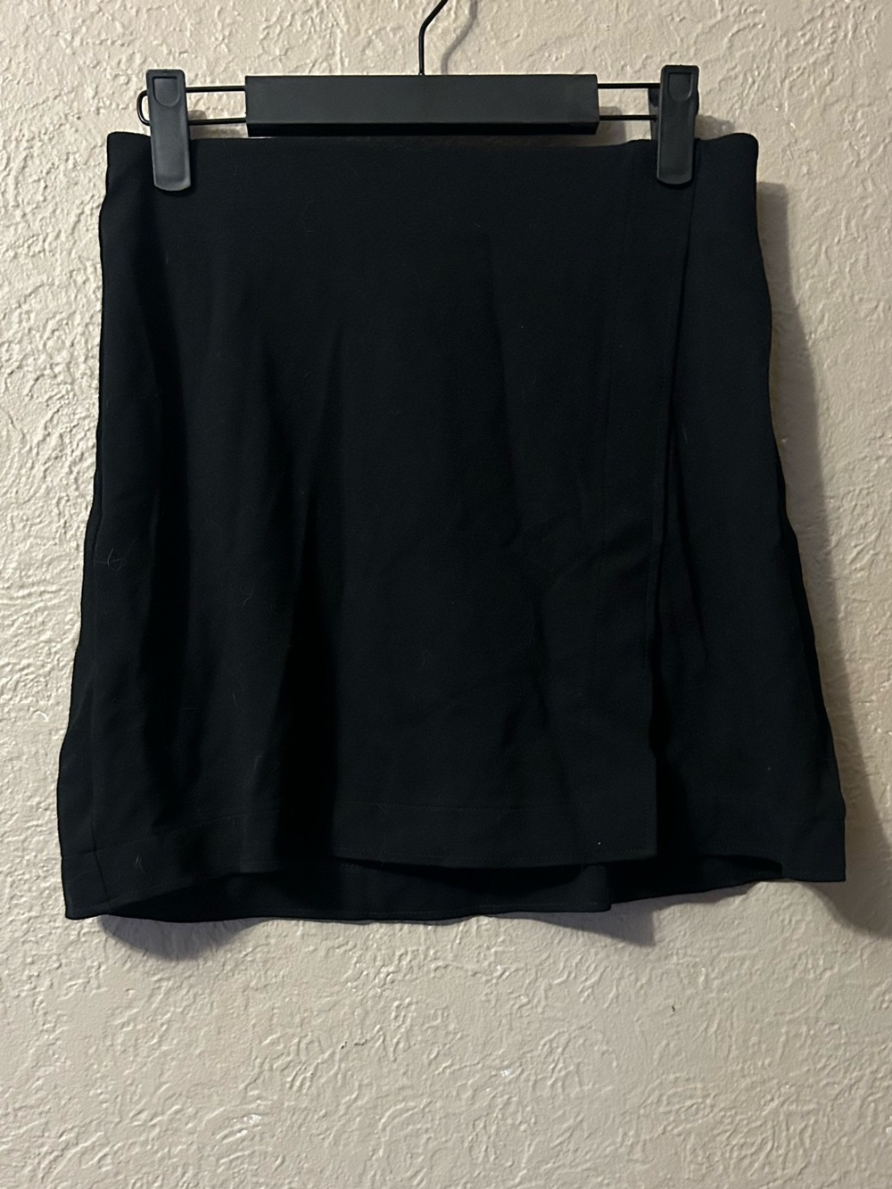 H&M Black Mini Skirt